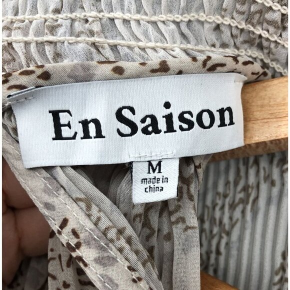 En Saison Women Pleated Sheer Maxi Dress M Beige Keyhole Back Slit Sleeve Hi-Low - Picture 3 of 9